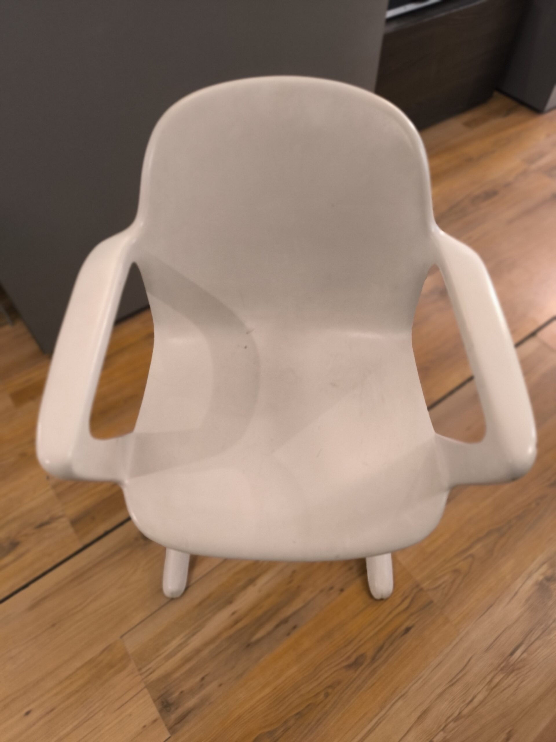 Beispielstuhl 2
